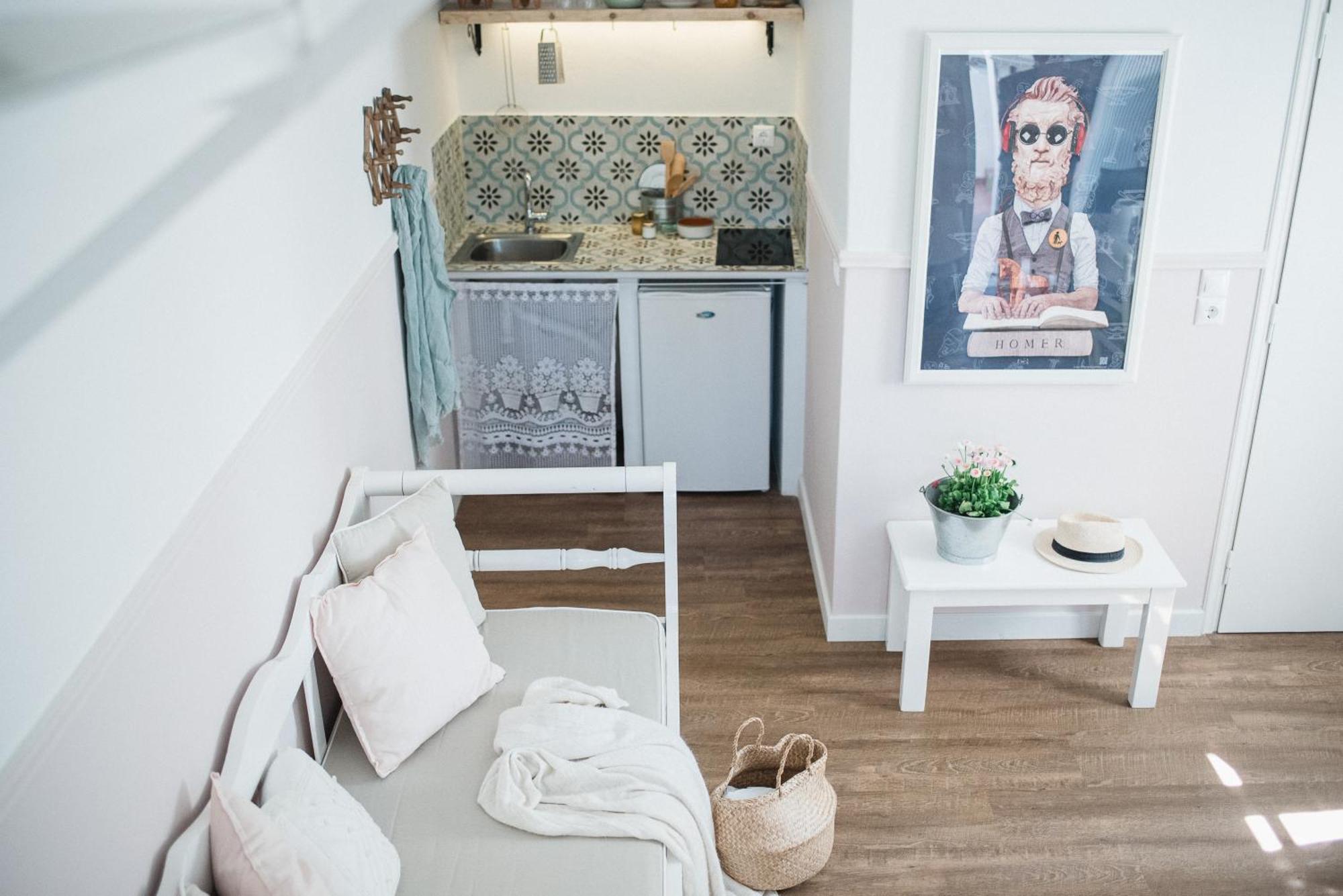 Odyssey Suites Poros Town Exteriér fotografie
